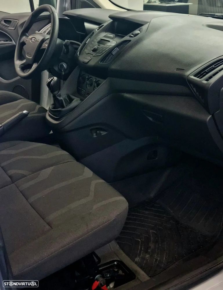 Ford Transit Connect L2 3 Lugares - 17