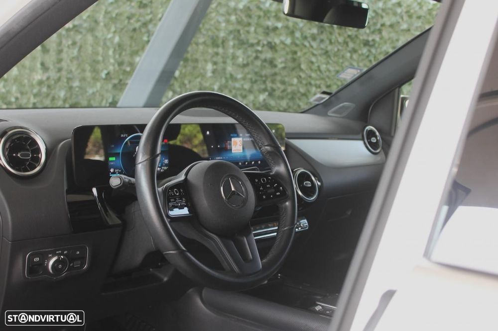 Mercedes-Benz B 250 e Style Plus - 17