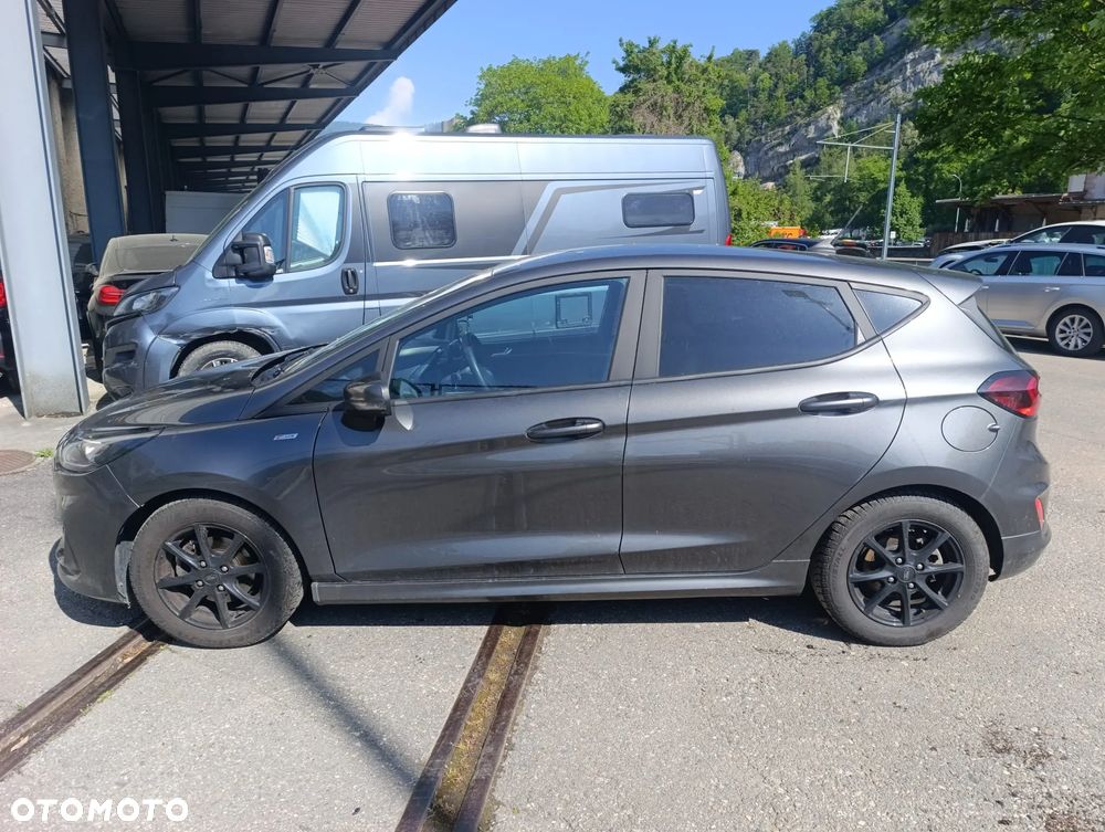 Ford Fiesta - 2