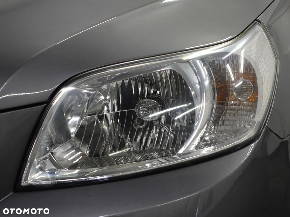 Chevrolet Aveo 1.2 - 9