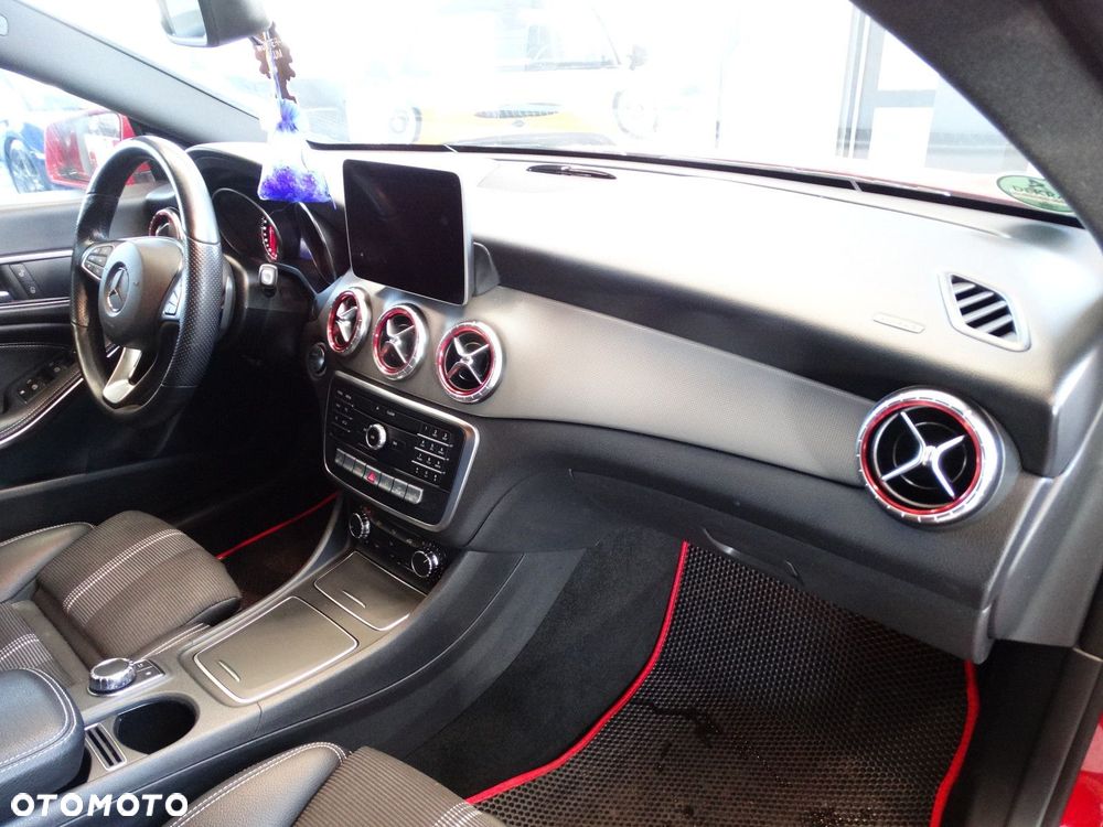 Mercedes-Benz CLA - 15