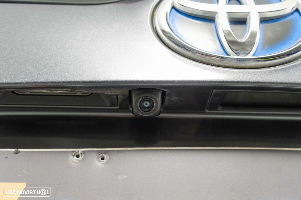 Toyota Prius 1.8 Plug-In Premium - 14