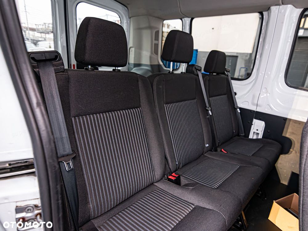 Ford Transit - 28