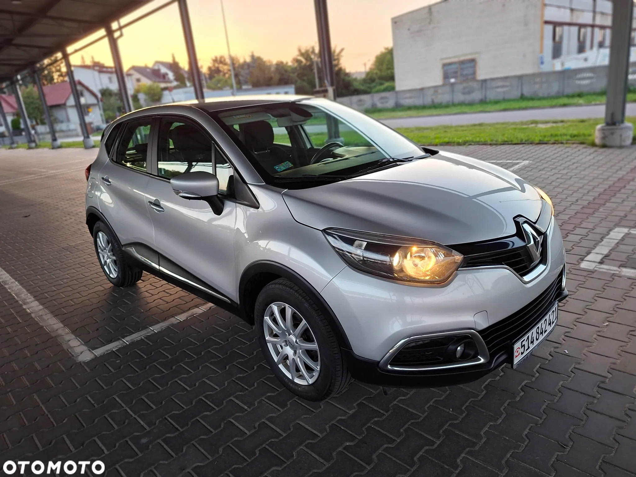 Renault Captur - 32