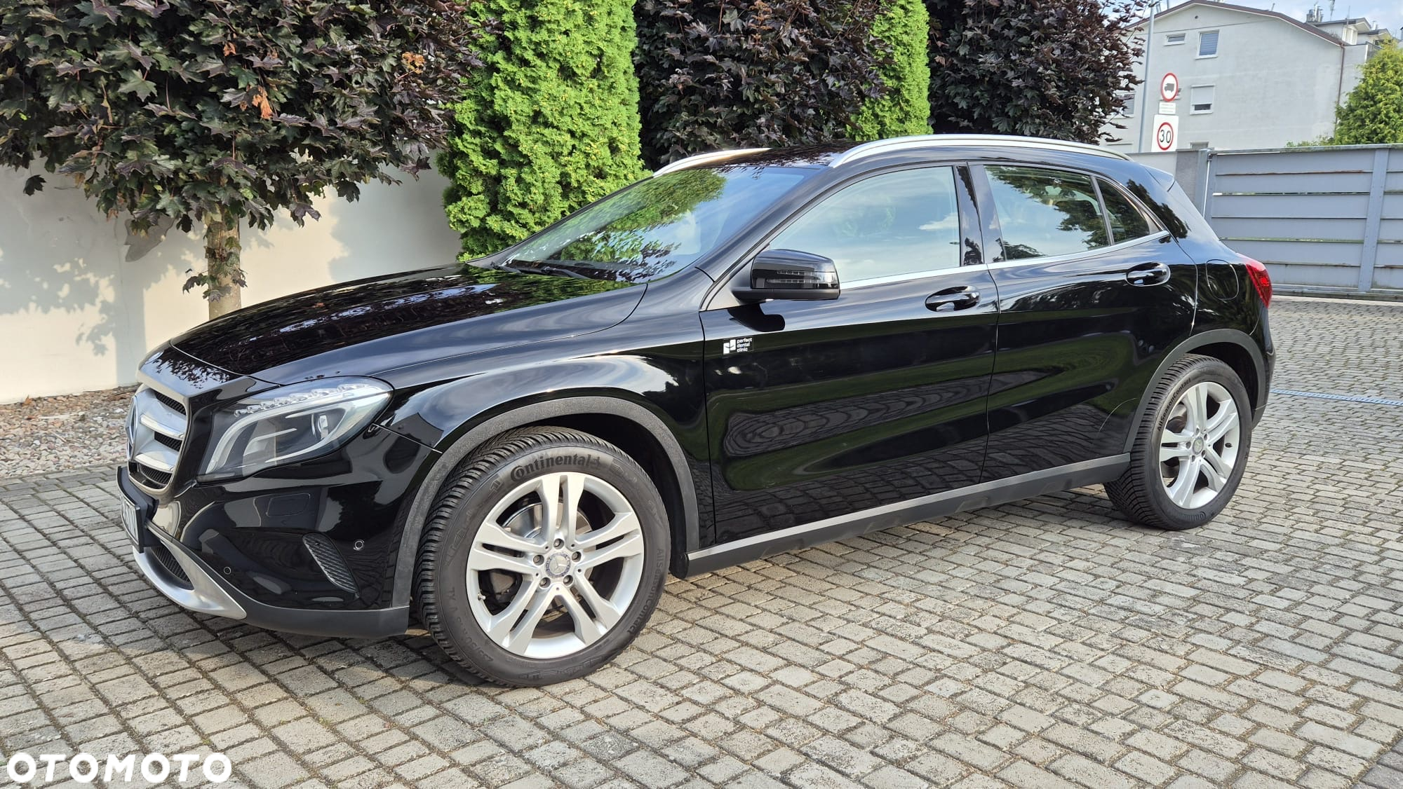 Mercedes-Benz GLA 180 SCORE - 4