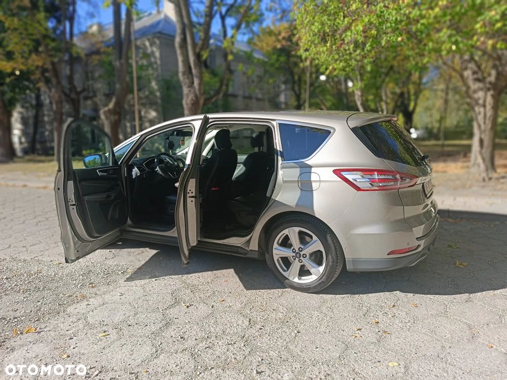 Ford S-Max 2.0 TDCi 4WD Titanium PowerShift - 13