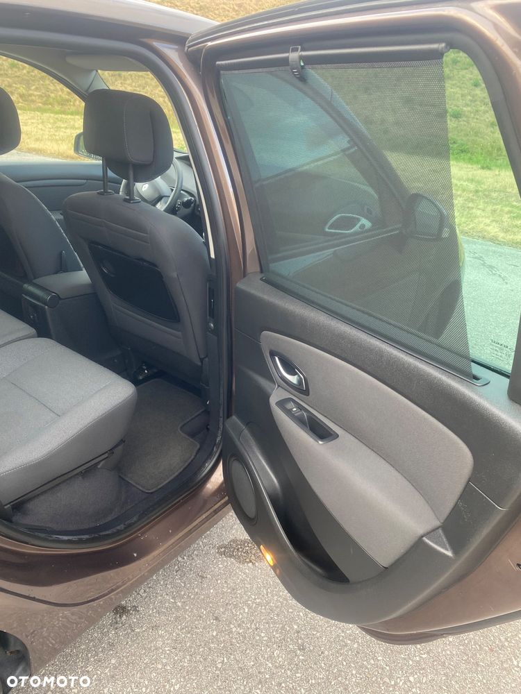 Renault Scenic - 13