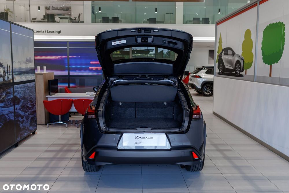Lexus UX - 28