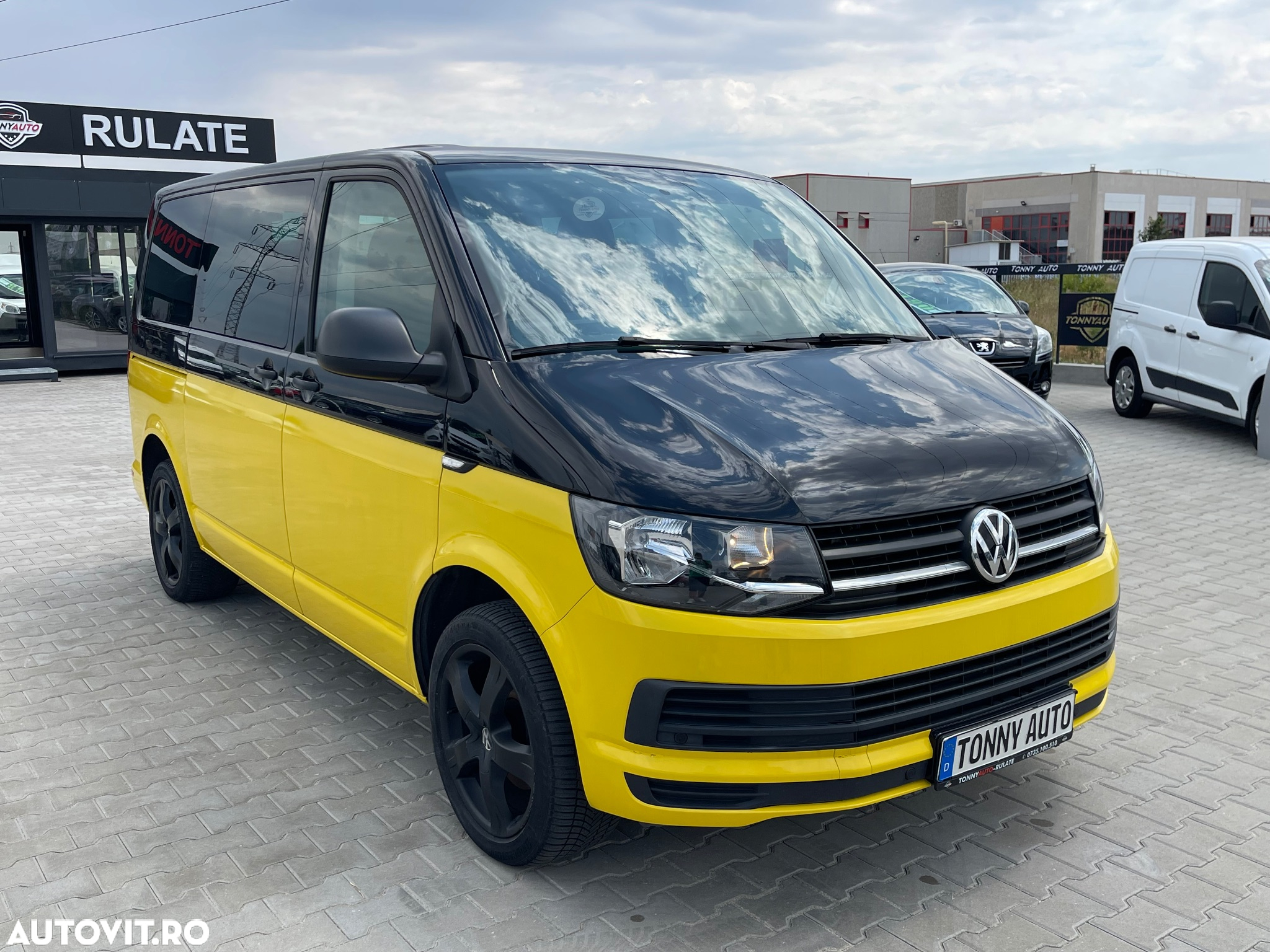 Volkswagen Multivan - 3