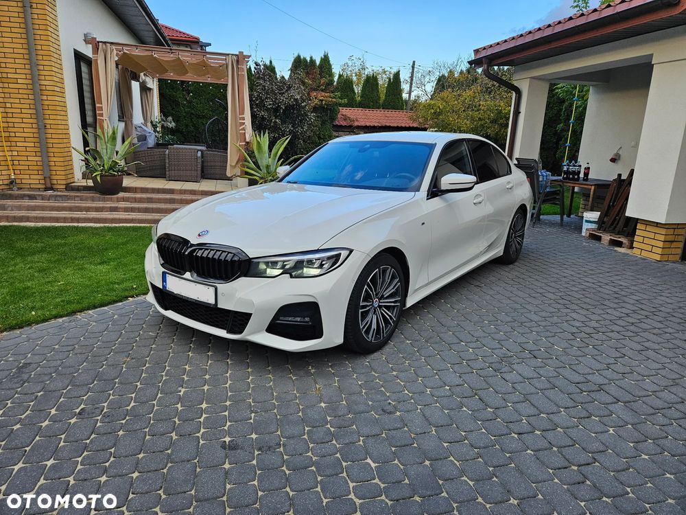 BMW 3 Series 2022 photo 5