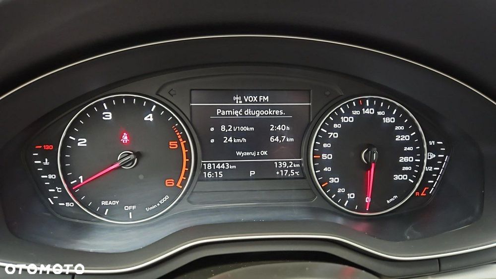 Audi A4 Limousine - 14
