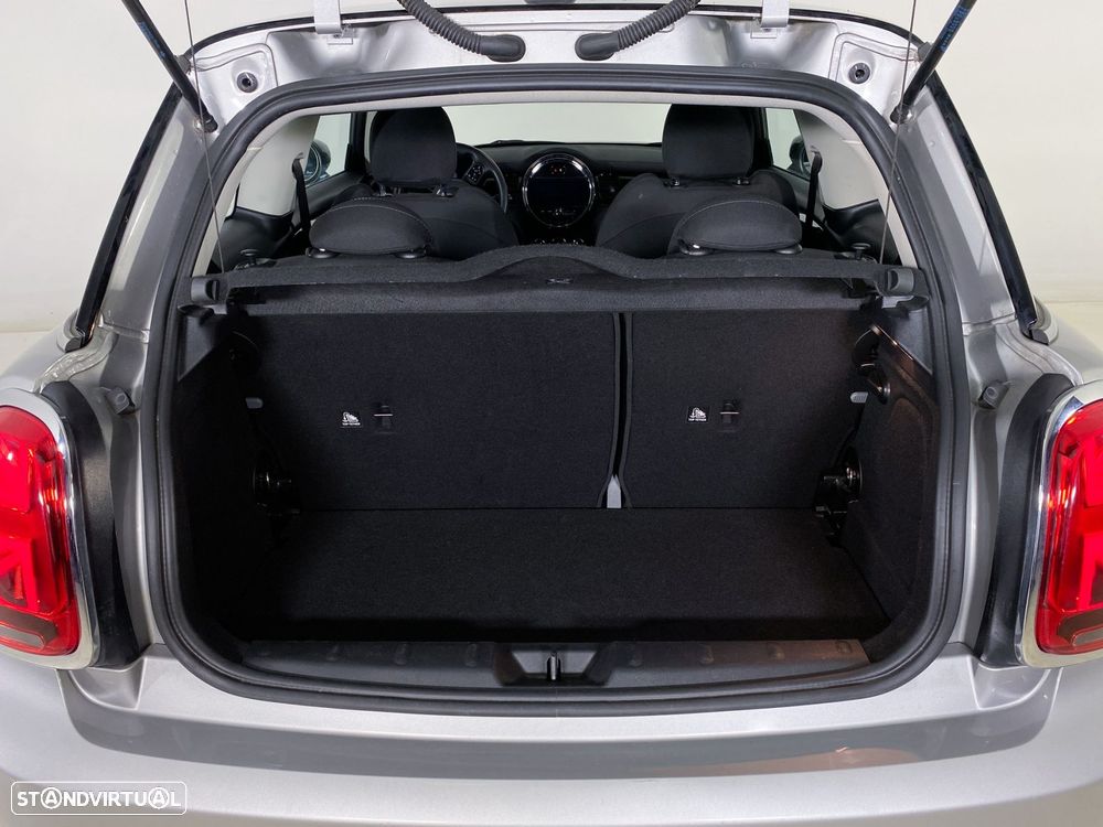MINI 3 Portas Cooper SE - 9