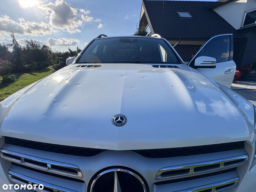 Mercedes-Benz GLS 400 4Matic 9G-TRONIC - 28
