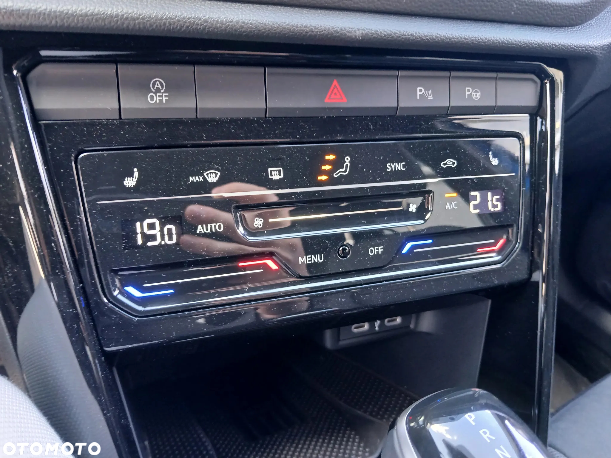 Volkswagen T-Roc 1.5 TSI Style DSG - 16