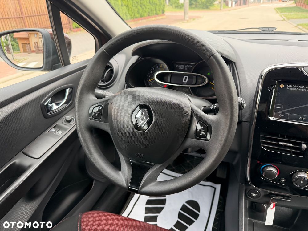 Renault Clio 1.2 16V 75 TomTom Edition - 25