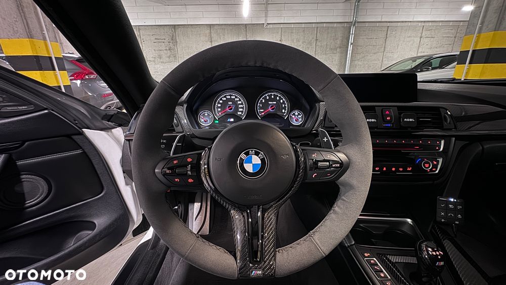 BMW M4 DKG - 17