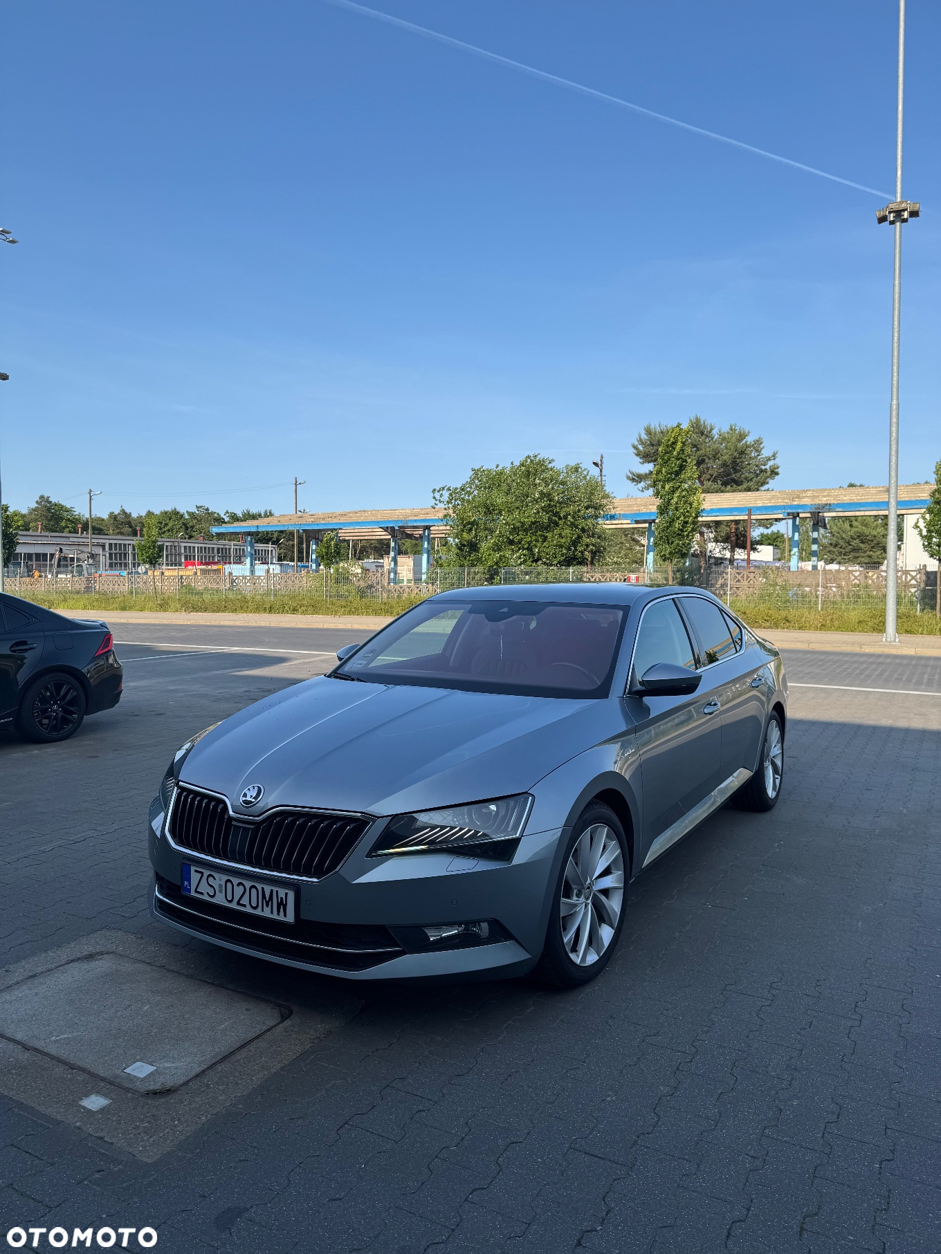 Skoda Superb 2.0 TSI L&K DSG - 2