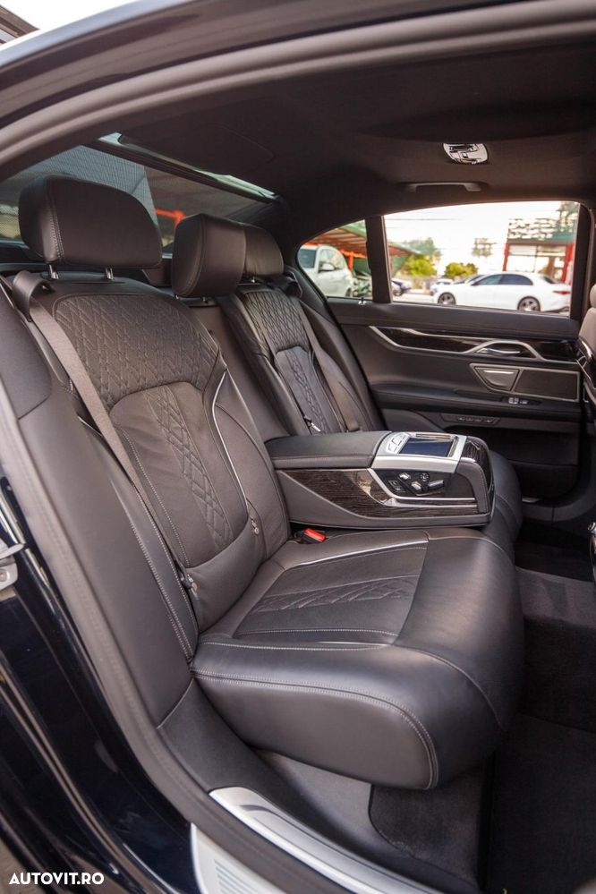 BMW Seria 7 - 15