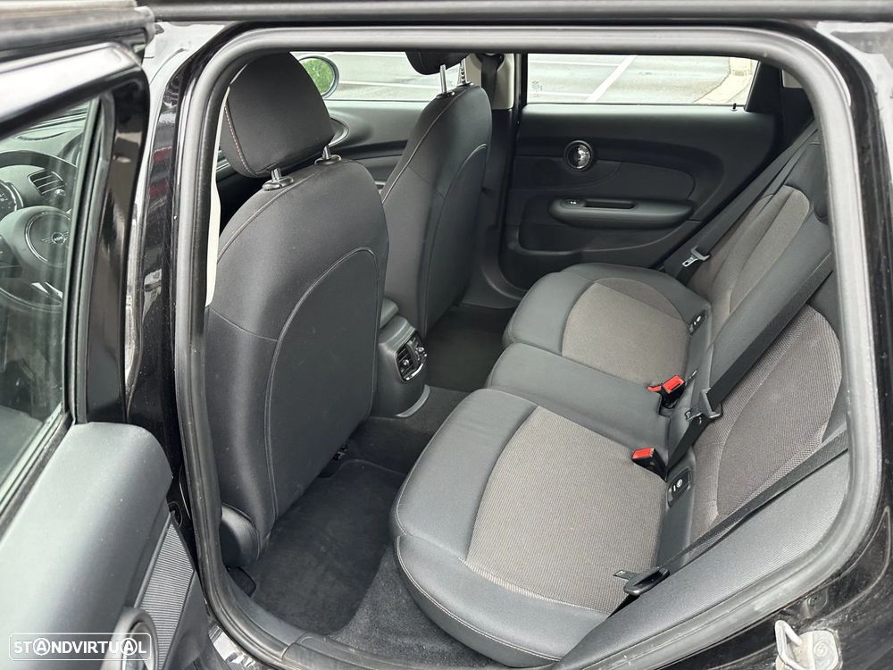 MINI Clubman One D - 11