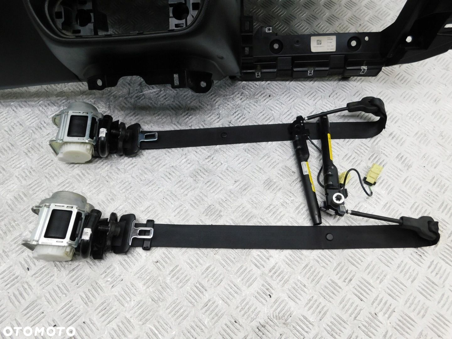DESKA ROZDZIELCZA 2x Poduszka 2x Pasy - JEEP RENEGADE 14- - 14