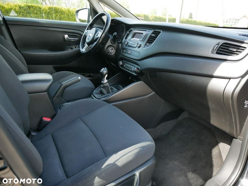 Kia Carens 1.7 CRDi L - 21