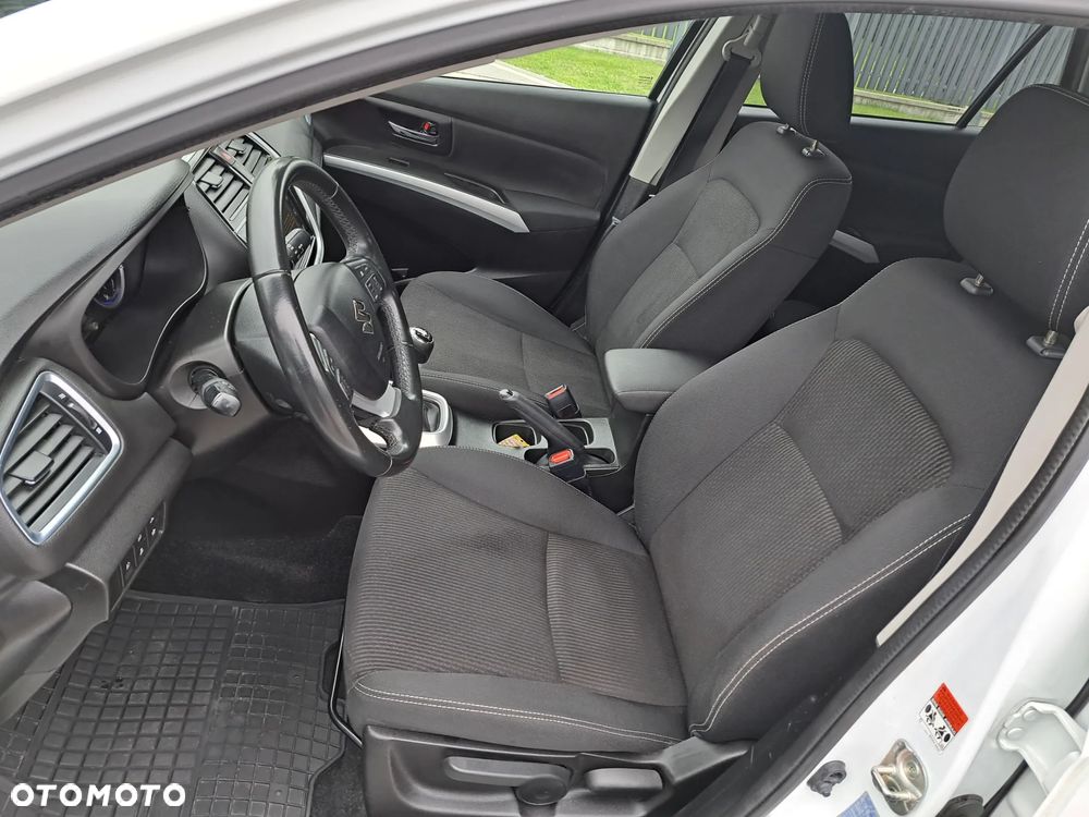 Suzuki SX4 S-Cross 1.4 Boosterjet Hybrid Comfort - 12