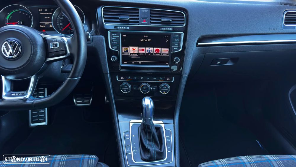 VW Golf 1.4 GTE Plug-In-Hybrid DSG - 34