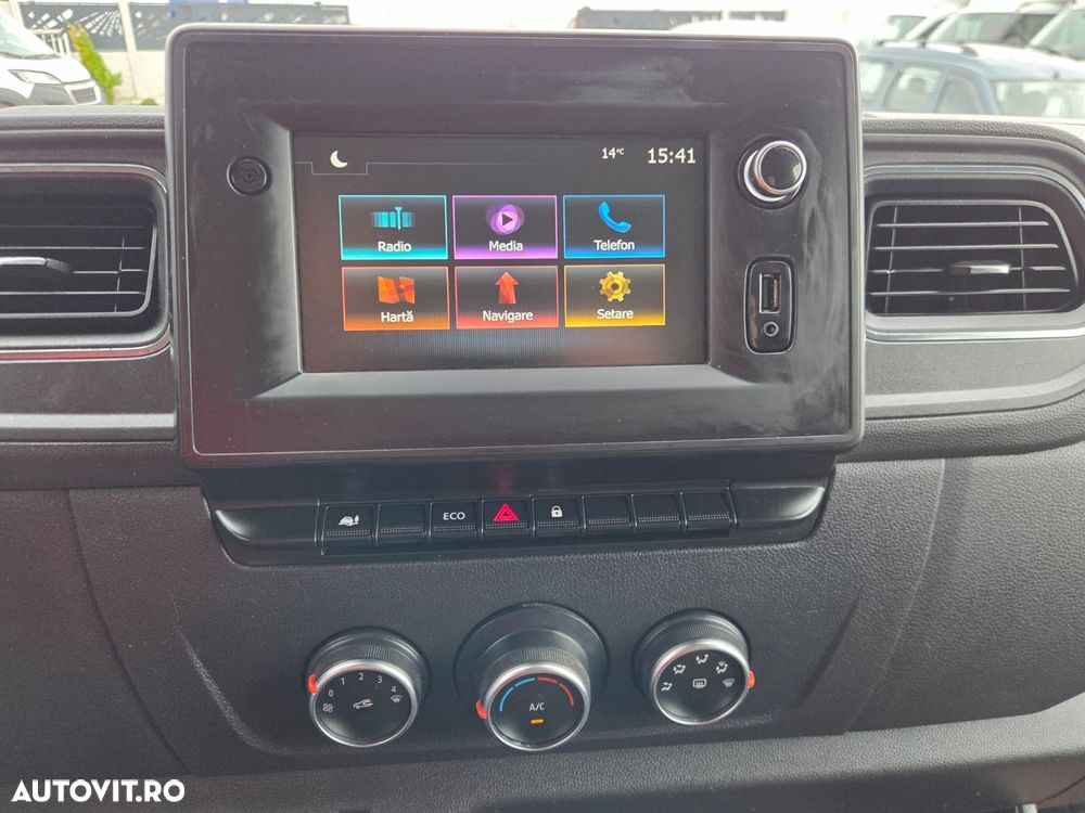 Renault New Master L2H2 - 24