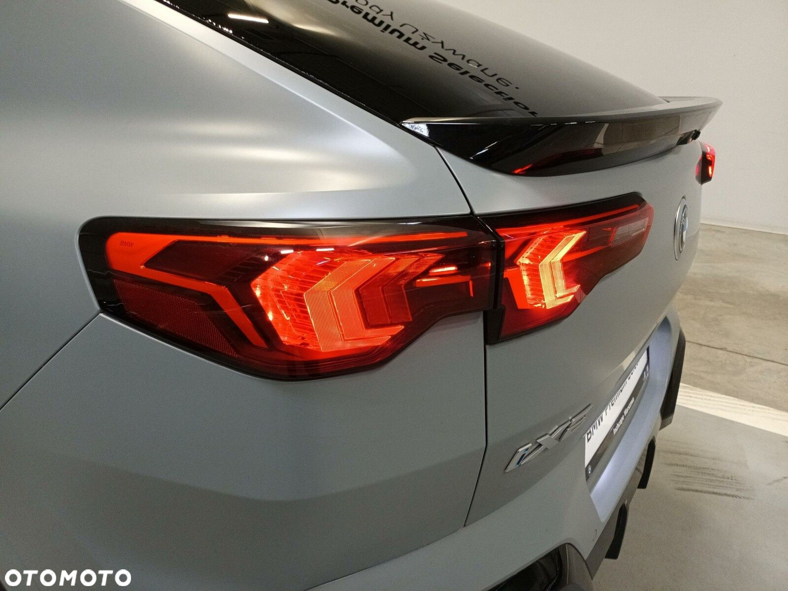 BMW iX2 - 19
