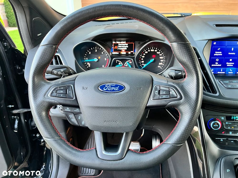 Ford Kuga 2.0 TDCi 4x4 ST-Line - 24