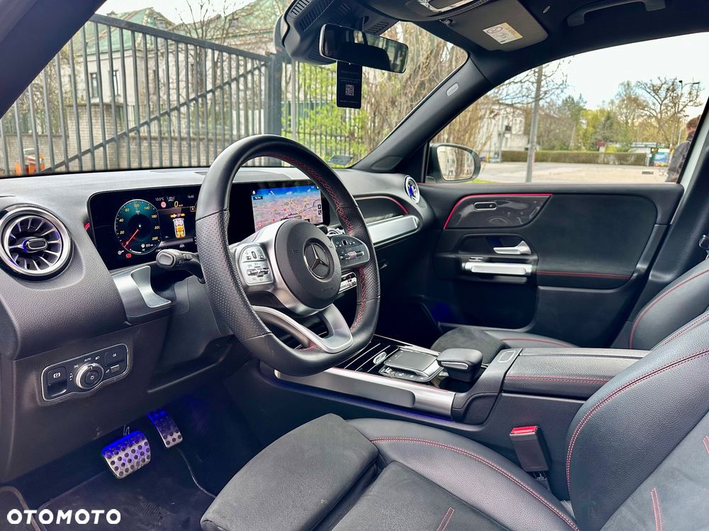 Mercedes-Benz GLB 200 d AMG Line 8G-DCT - 19