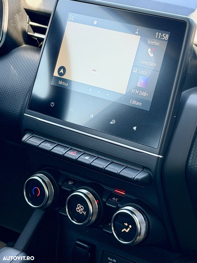 Renault Clio E-TECH 140 INTENS - 11