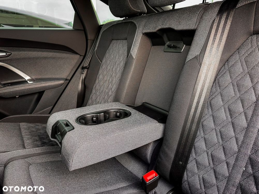 Audi Q5 Sportback - 38