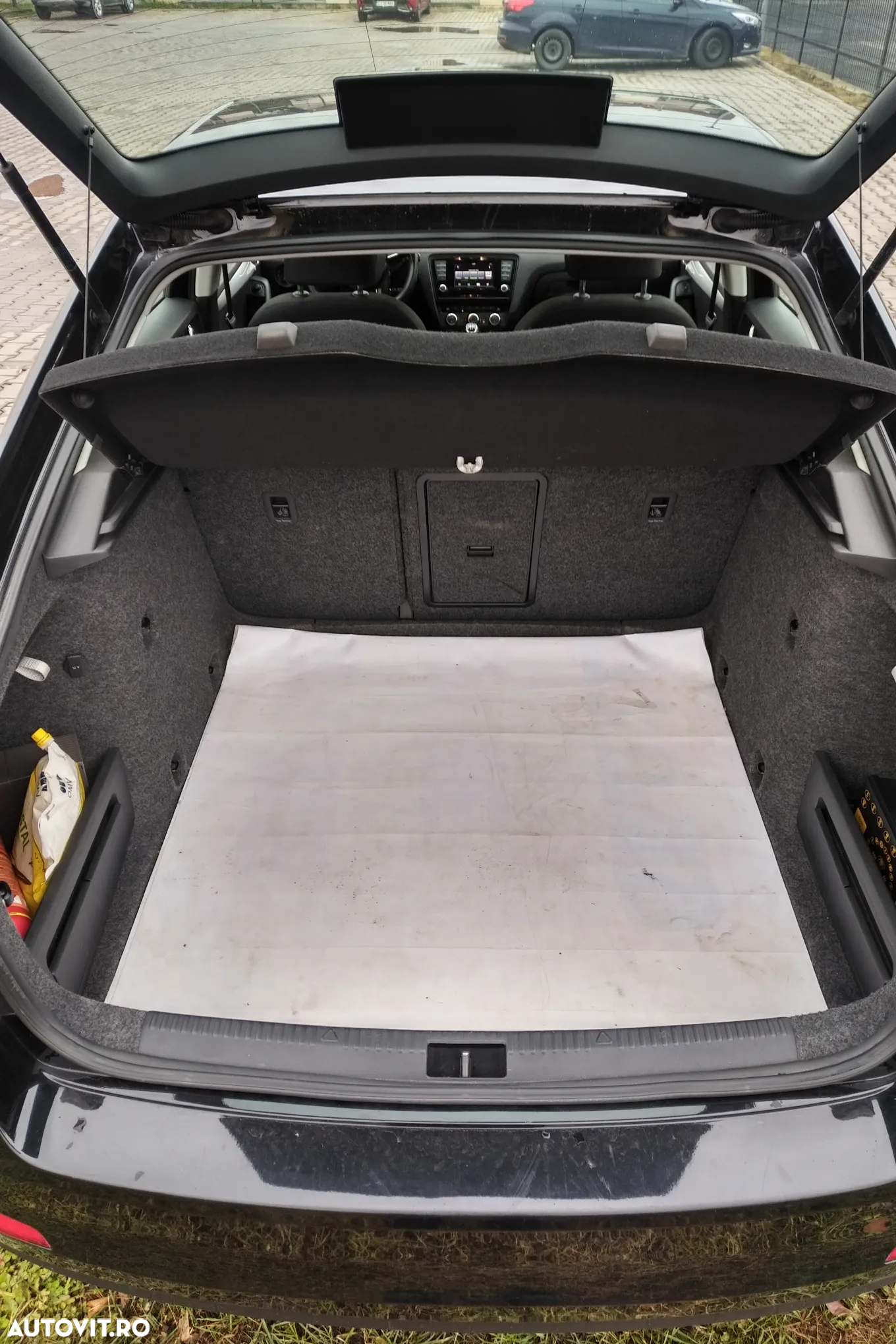 Skoda Octavia 1.6 TDI AMBITION - 7