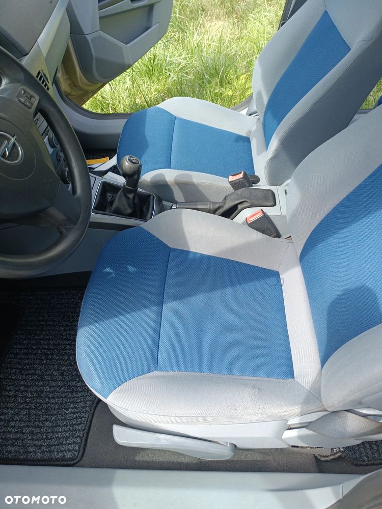 Opel Astra 1.6 Easytronic Edition - 29