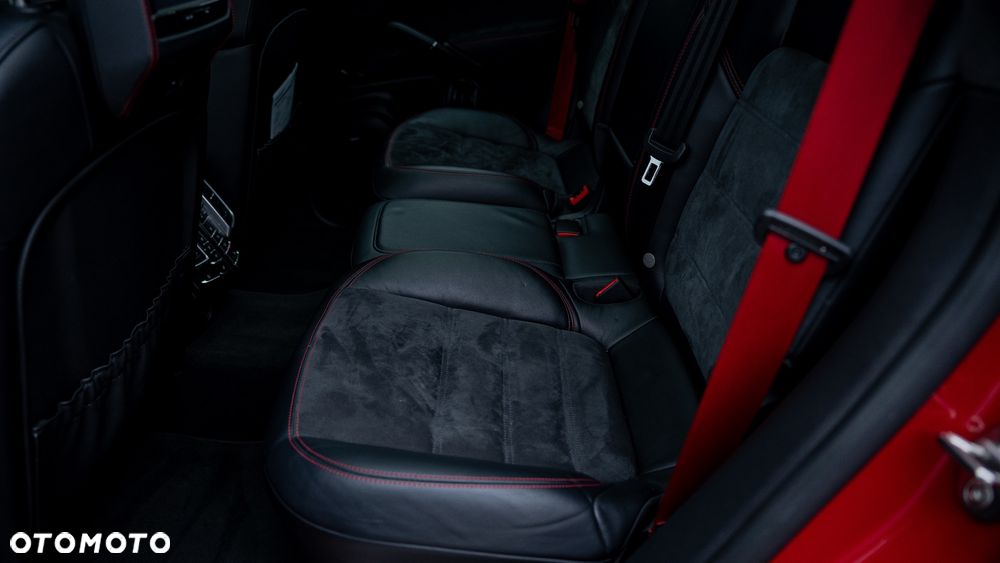 Porsche Cayenne GTS - 19