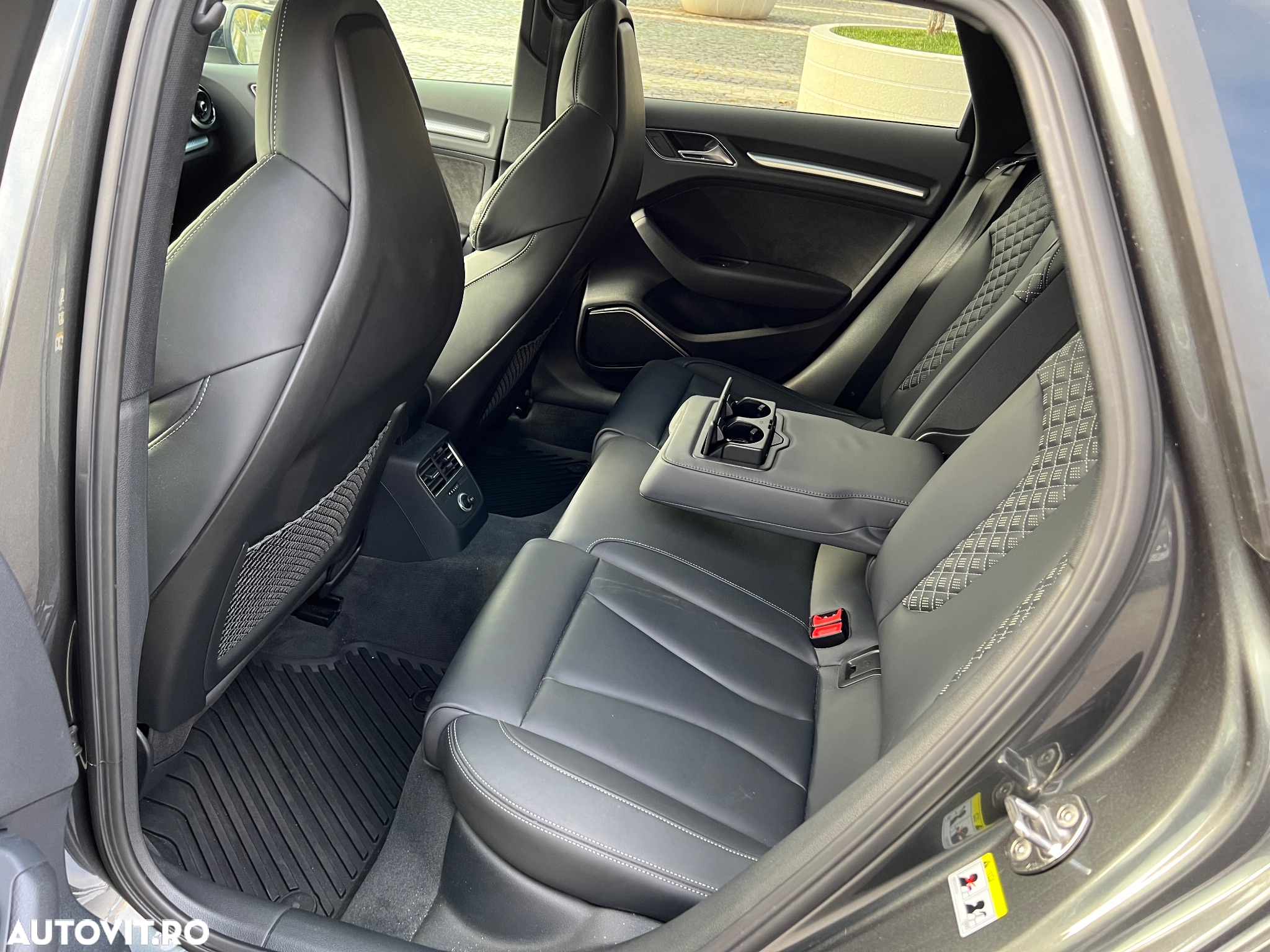 Audi RS3 Sportback TFSI quattro S tronic - 13
