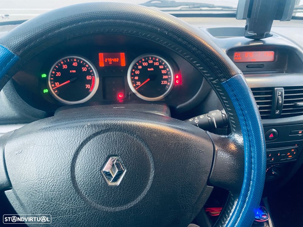 Renault Clio 1.2 16V SE Storia - 10