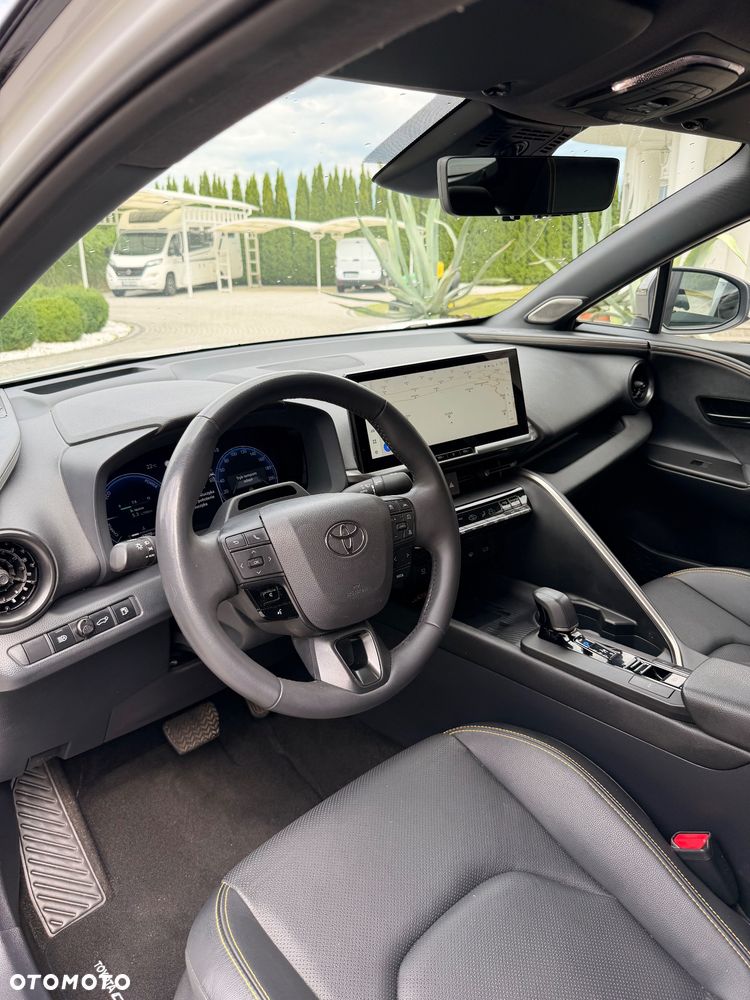 Toyota C-HR 2.0 Hybrid Dynamic Force Executive - 17