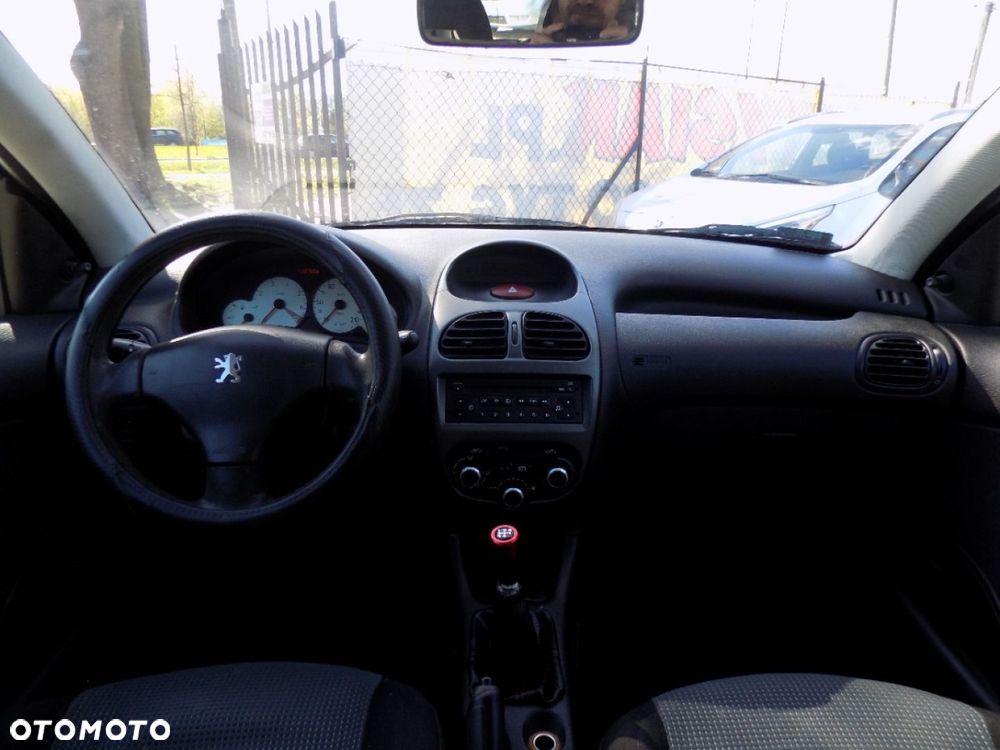 Peugeot 206 - 5