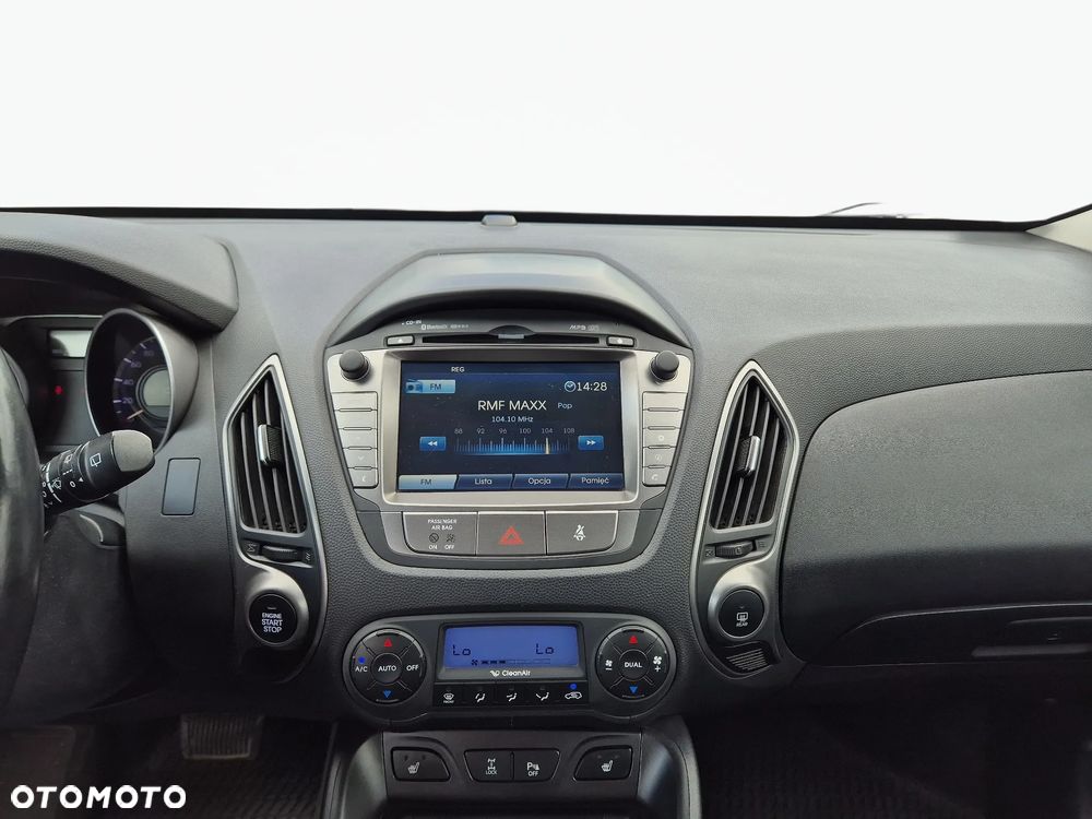 Hyundai ix35 2.0 CRDi Premium 4WD - 24