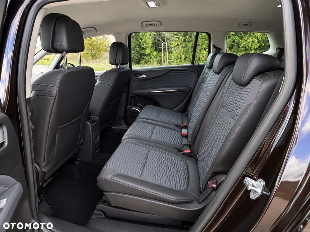 Opel Zafira 1.4 T Cosmo EcoFLEX S&S - 23