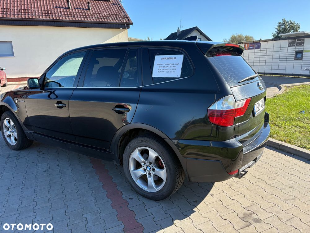 BMW X3 2.5si - 4