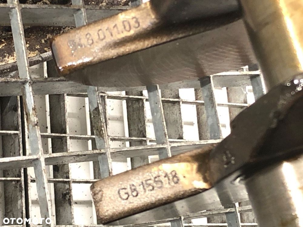 WAŁ KORBOWY  PORSCHE CAYENNE (9PA) 2002 - 2010 S 4.5 250 kW [340 KM] benzyna 2002 - 2007 9481012R - 8