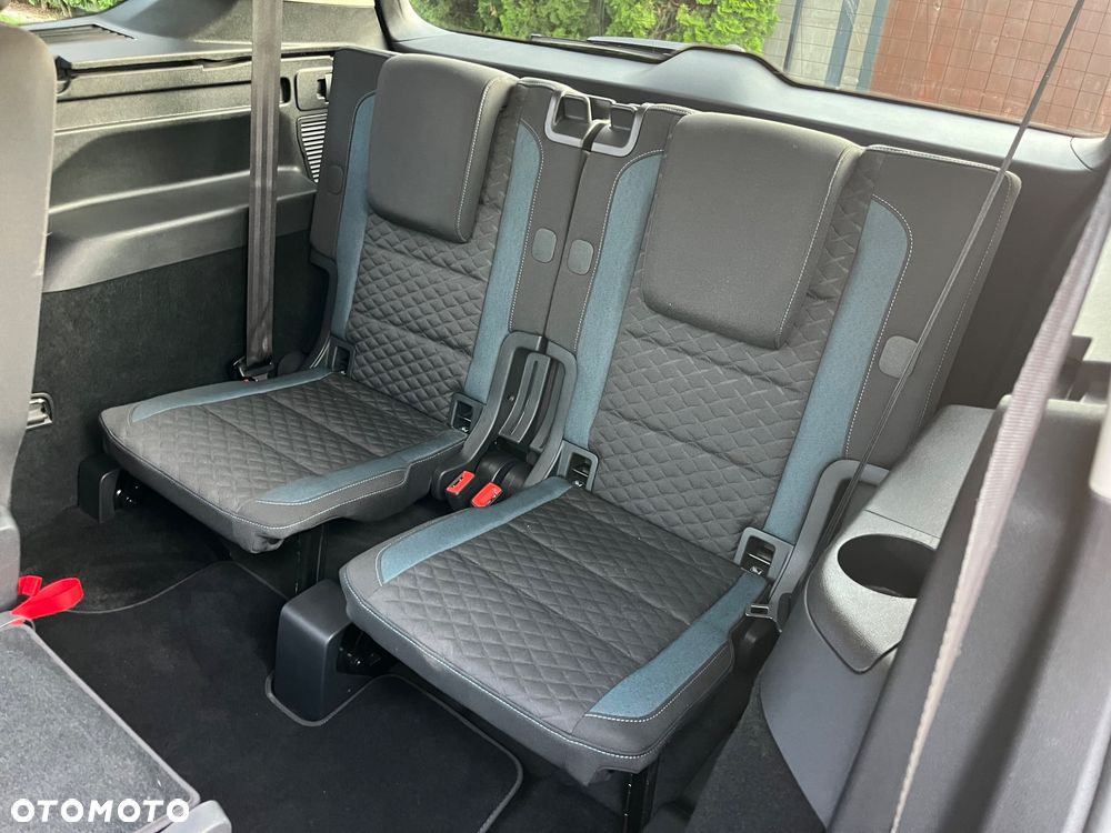 Volkswagen Touran 1.5 TSI ACT OPF DSG IQ.DRIVE - 27