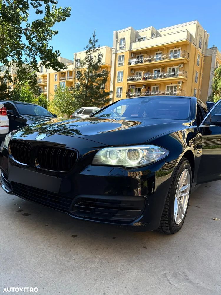BMW Seria 5 520d xDrive - 4