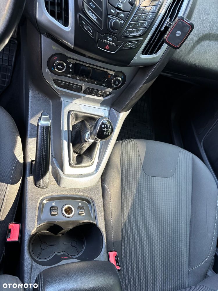 Ford Focus 1.6 TDCi DPF Titanium - 17
