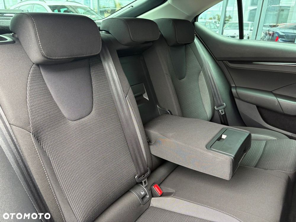 Skoda Octavia 2.0 TDI Ambition DSG - 15