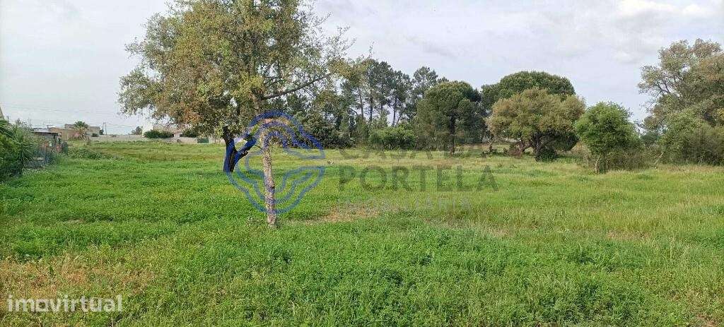 Terreno no Poceirão com vista privilegiada para o Castelo de Palmela - Grande imagem: 2/6