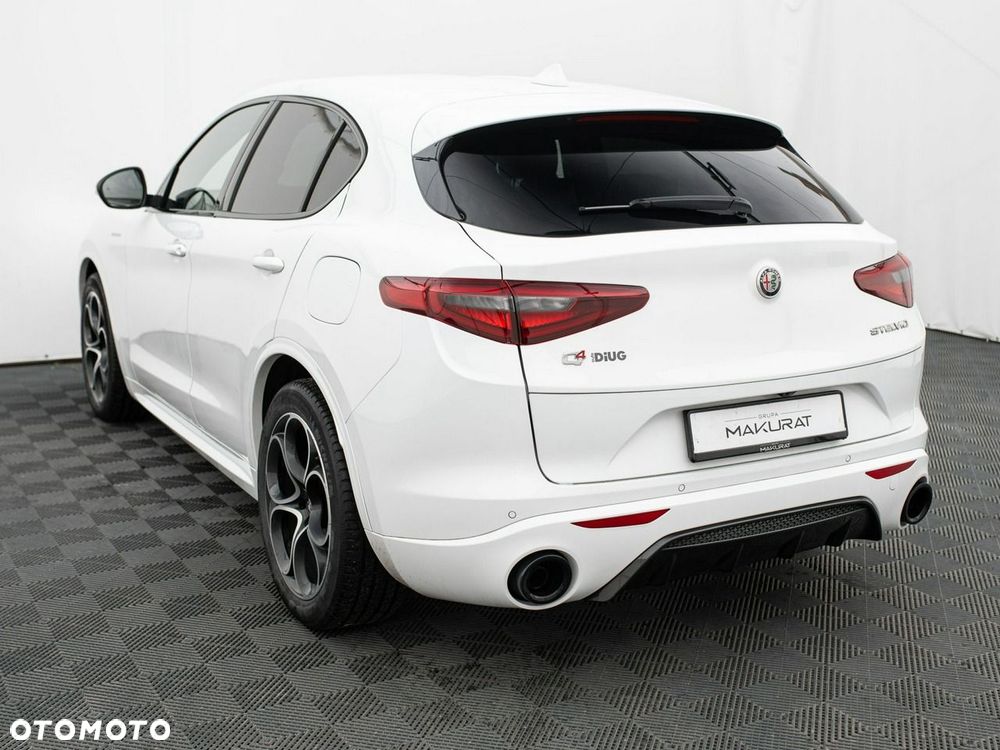 Alfa Romeo Stelvio - 5